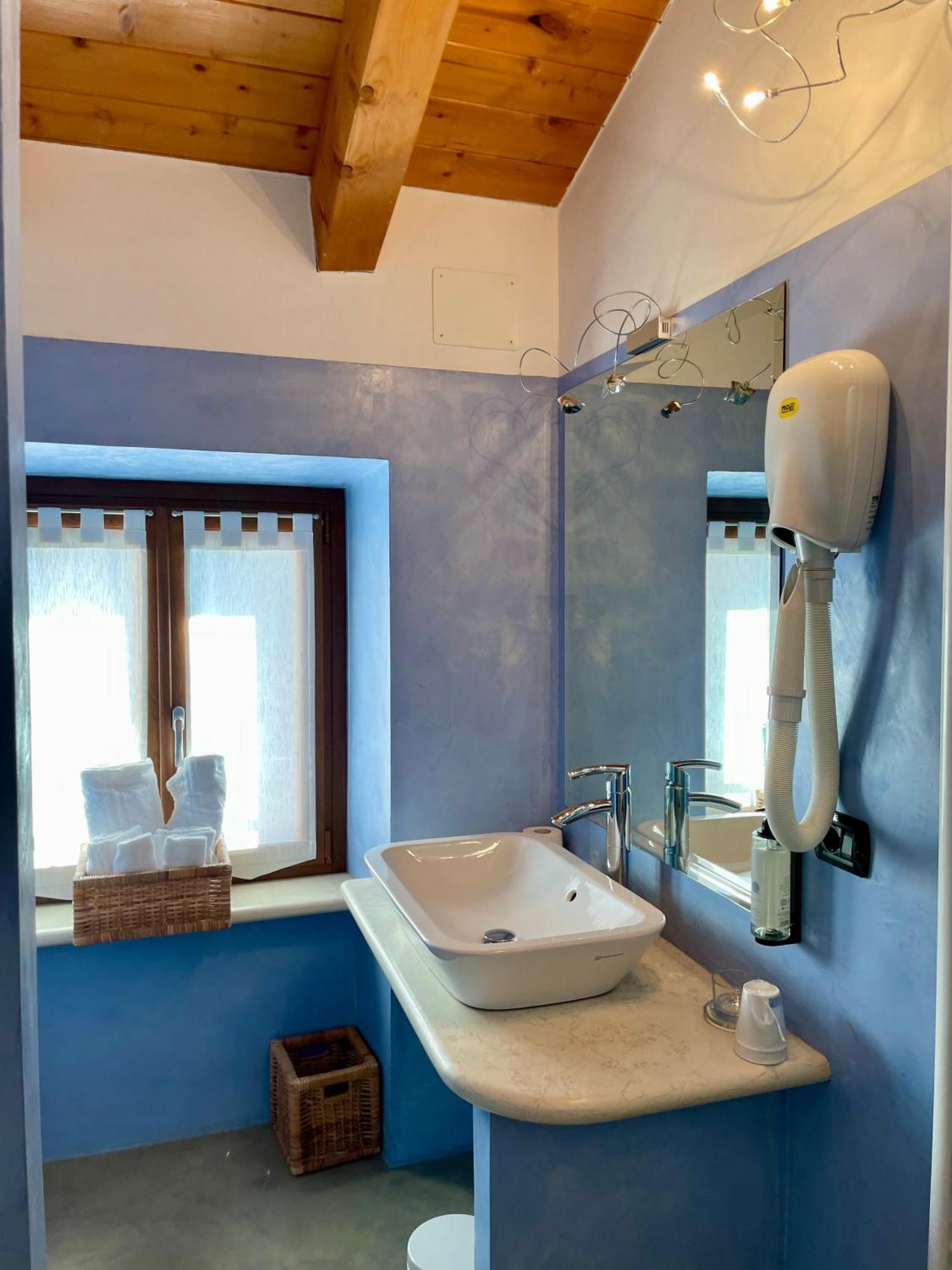 Relais Fontana Rosa B&B Wellness คาปริโน เวโรเนเซ ภายนอก รูปภาพ